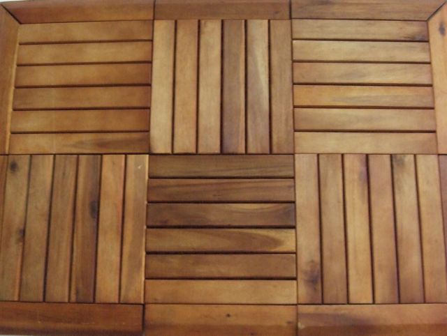 Decking Tiles with 6 Straight Slats